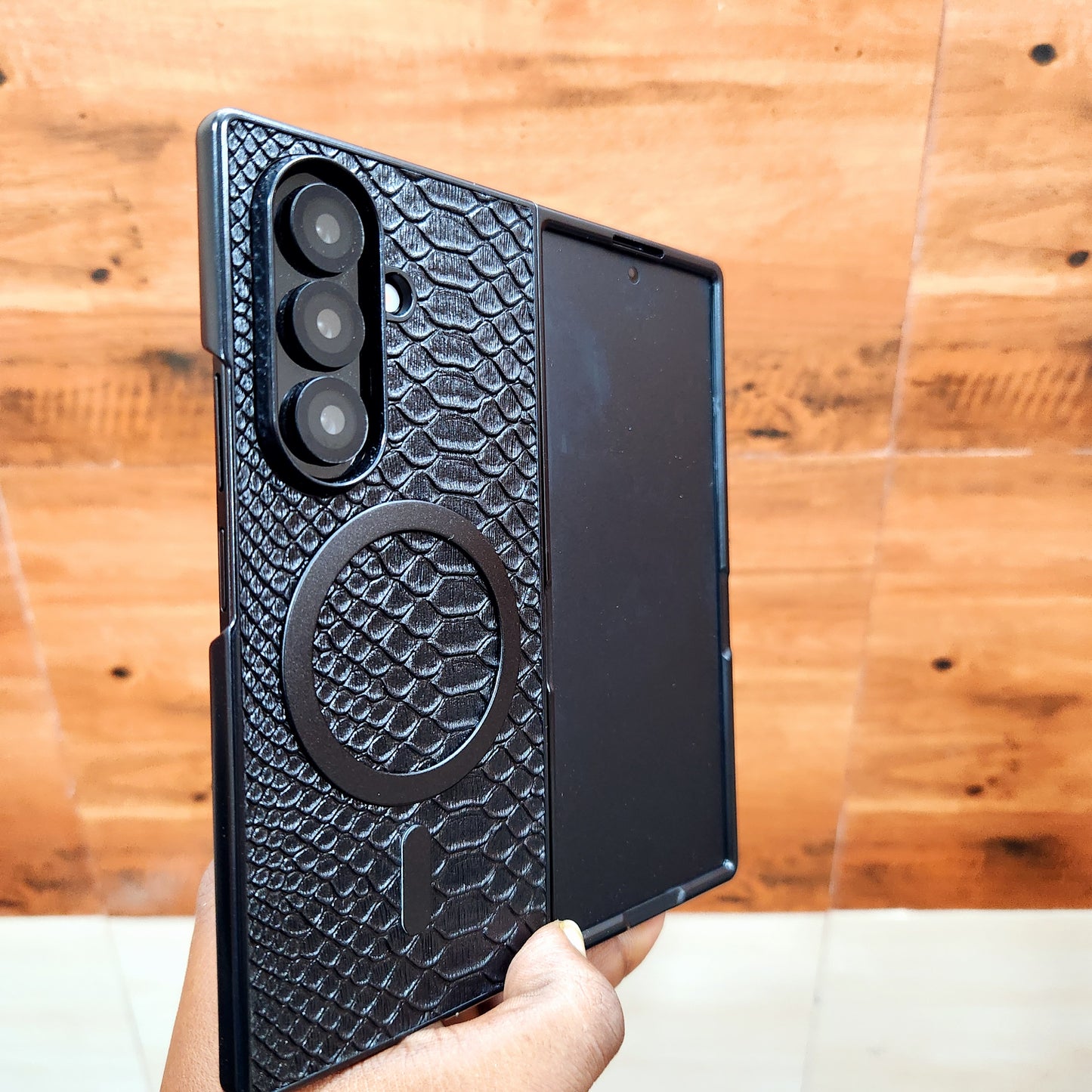 Samsung Galaxy Z Fold7 Luxury Style Metal Magsafe Leather Case - Black