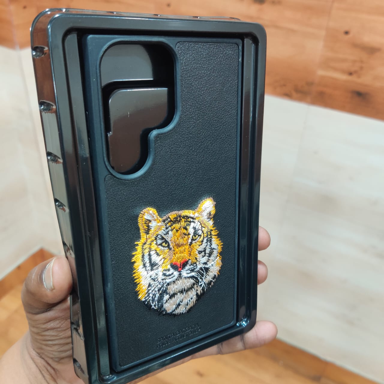 Samsung Galaxy S23 Ultra Embroidery PU Leather Case inside Cloth - Tiger
