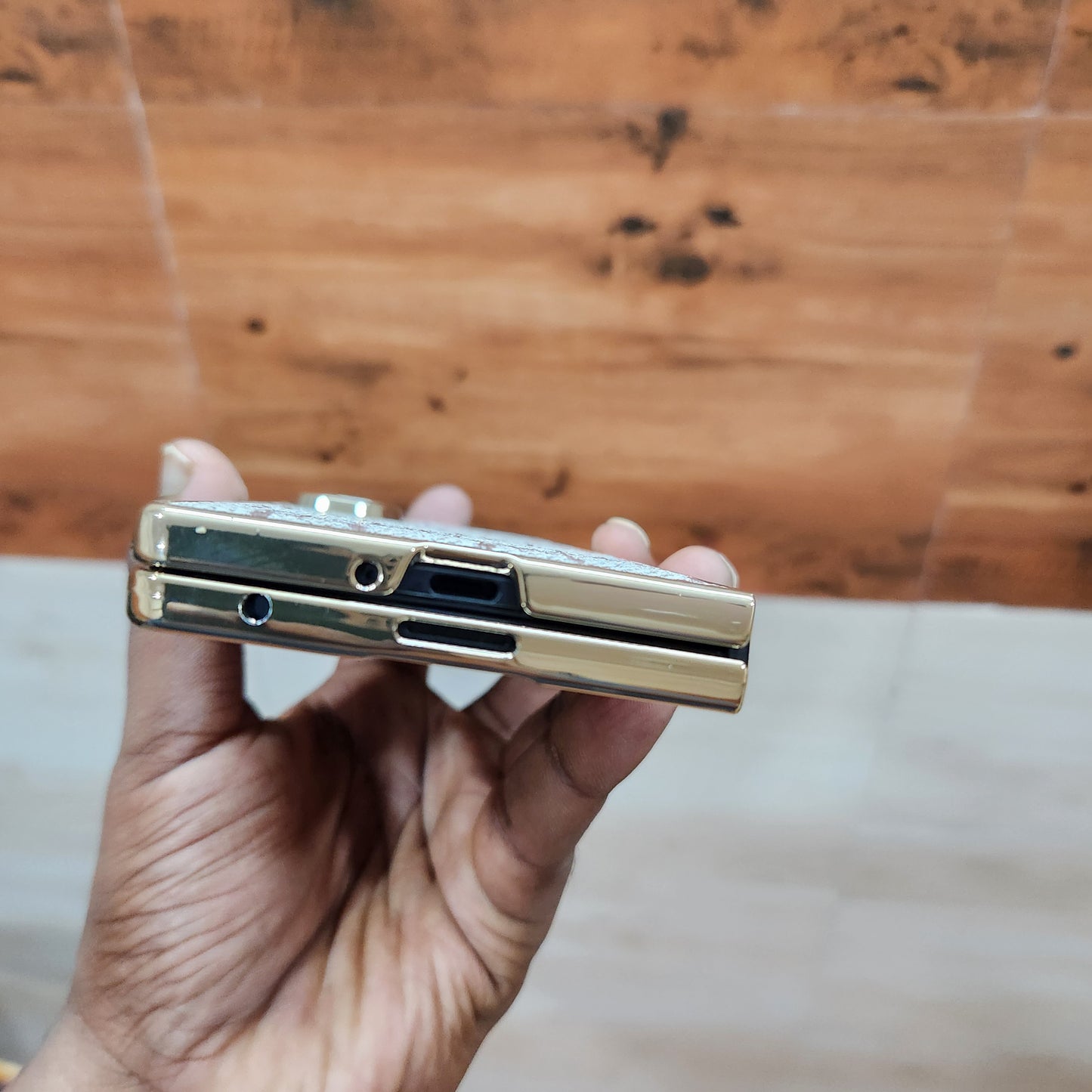 Samsung Galaxy Z Fold7 Luxury Check Pettern Gold Plated Leather Case - White
