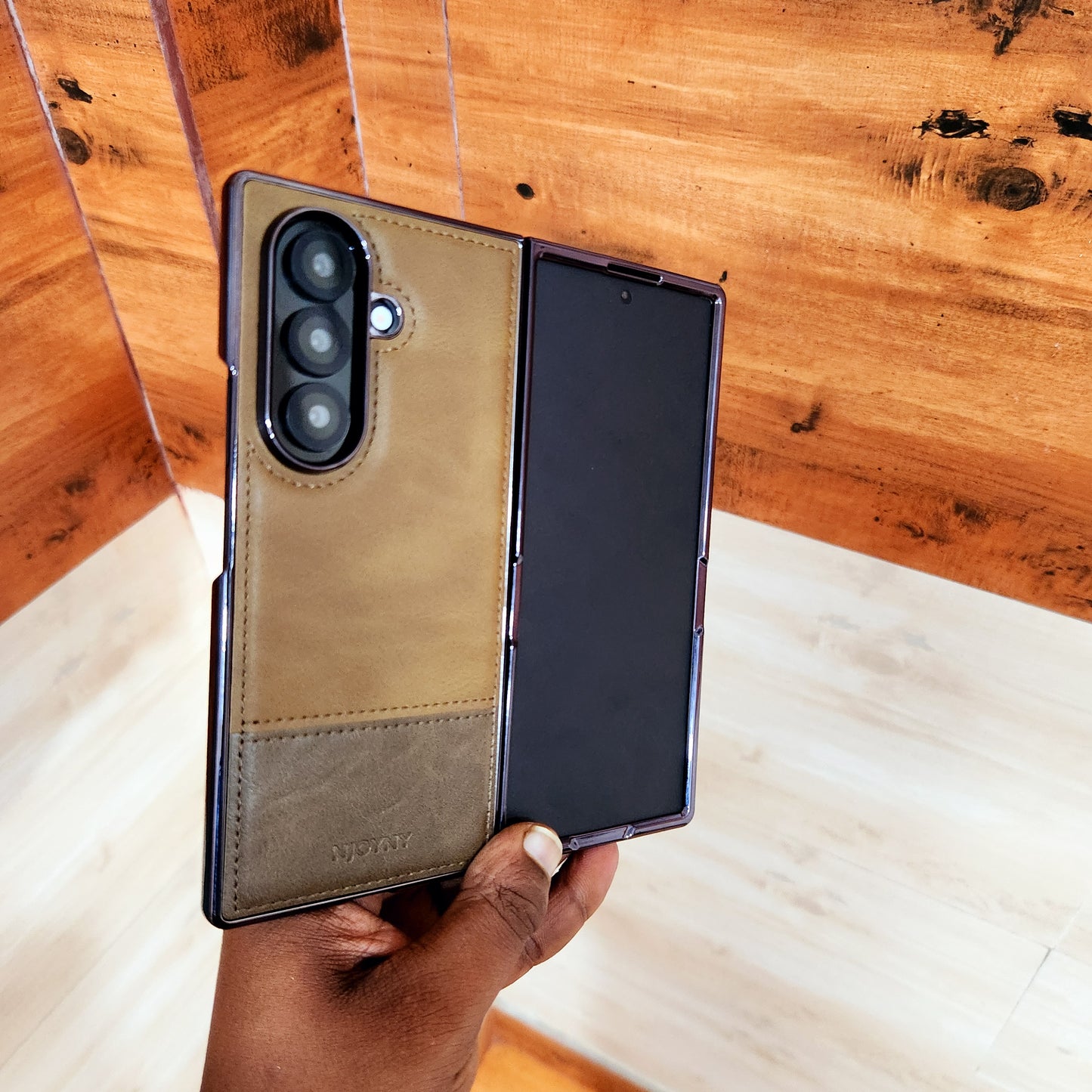Samsung Galaxy Z Fold7 Bussiness Style Electroplating Leather Case - Brown