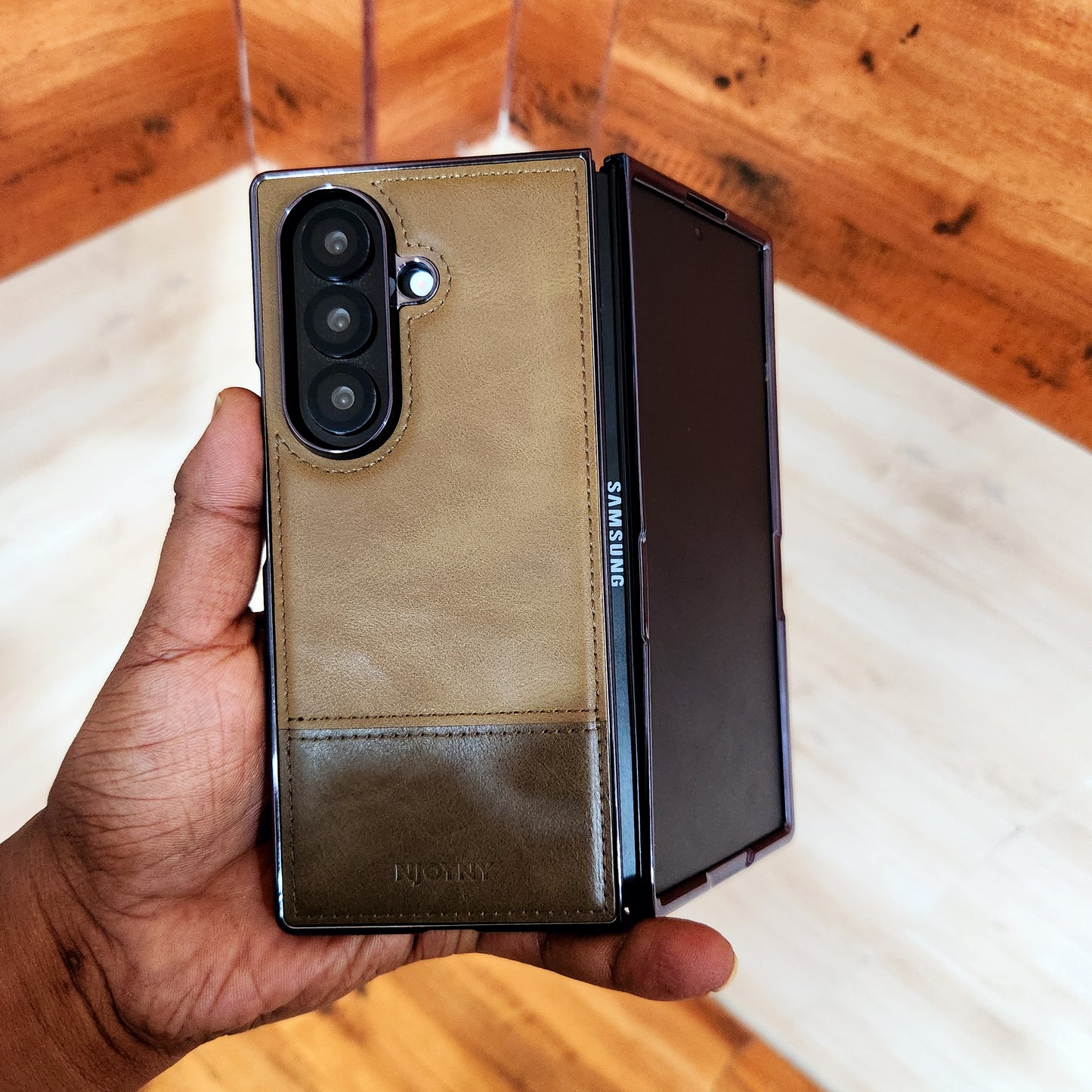 Samsung Galaxy Z Fold7 Bussiness Style Electroplating Leather Case - Brown