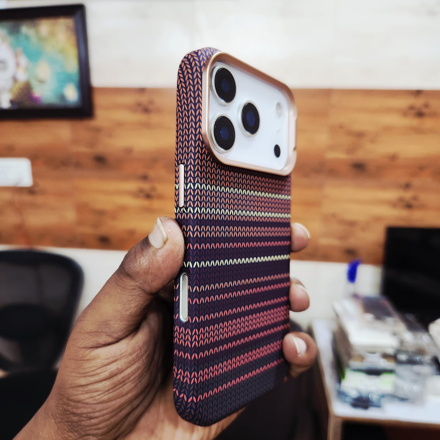 iPhone 17 Pro Max 0.8mm Ultrathin Carbon Fiber Texture Case with Magsafe - Maroon