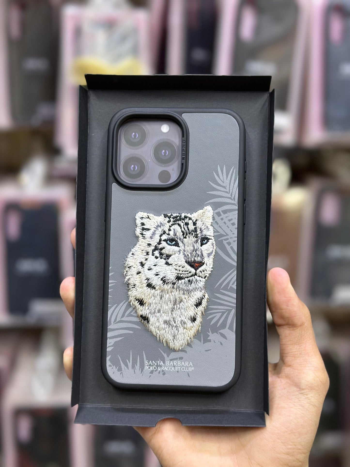iPhone 15 Pro Savanna Series Santa Barbara Leather Case - Black
