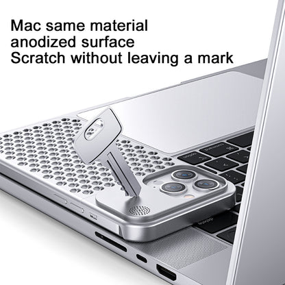 iPhone 15 Pro Max Frameless Metal Heat Dissipation Aluminum Cooling Case with Aroma - Silver