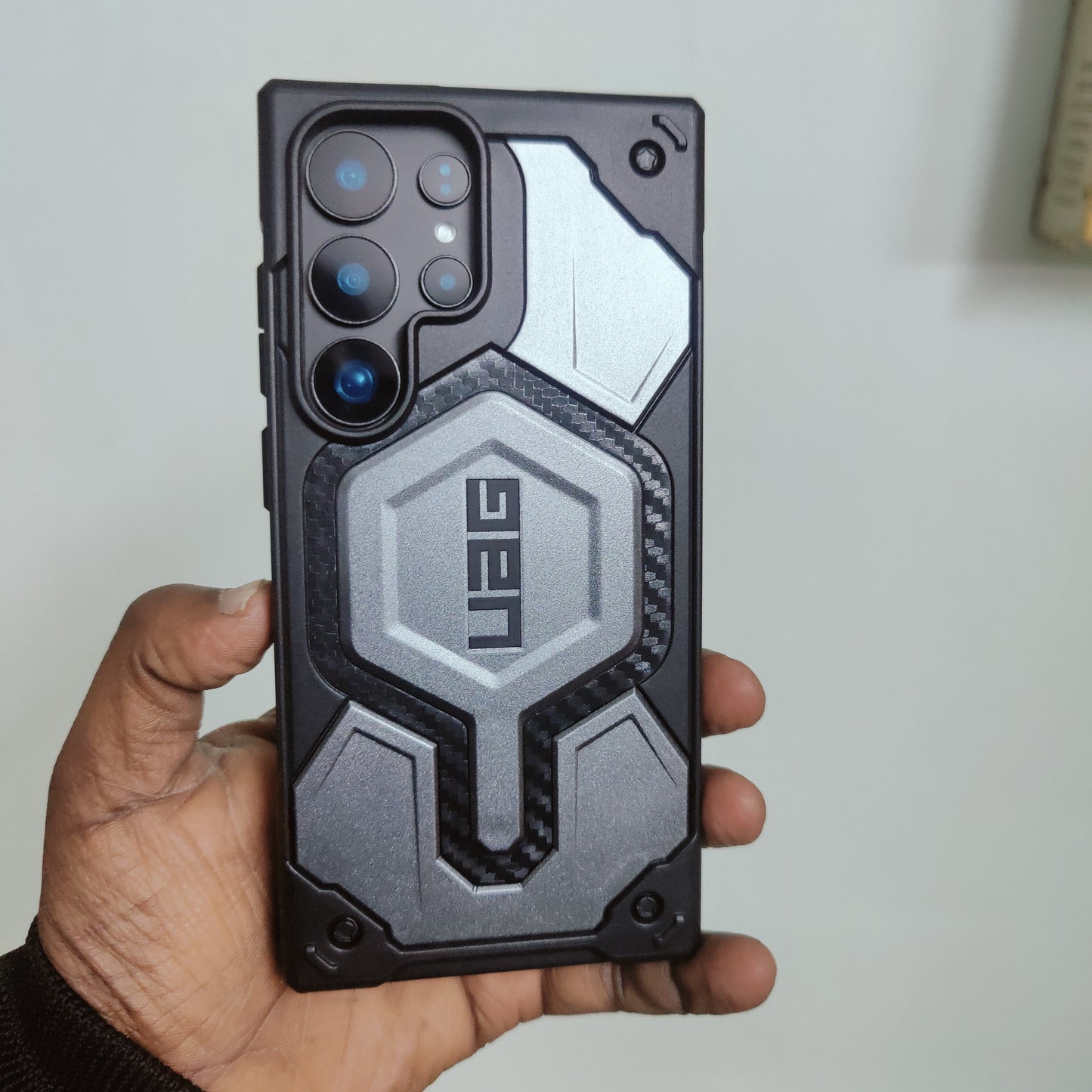 Samsung Galaxy S25 Ultra UAG Monarch Pro Carbon Protective Case with MagSafe - Gray