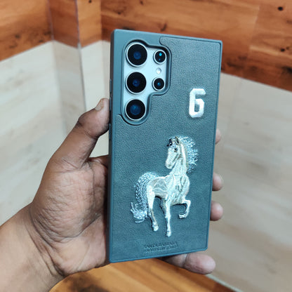 Samsung Galaxy S22 Ultra Horse 6 Embroidery PU Leather Case with Cloth Inside - Gray