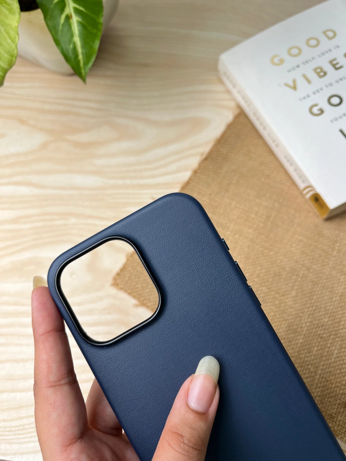 iPhone 15 Kzdoo Noble Classic Series Genuine Leather Case - Blue