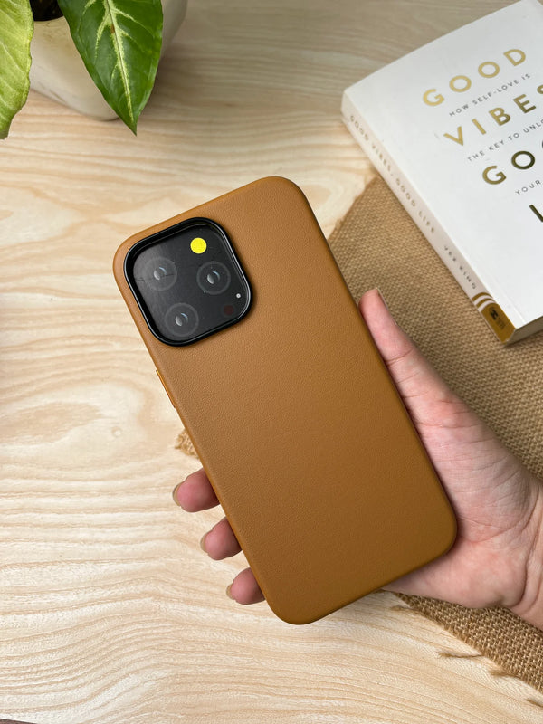 iPhone 15 Pro Leather Case Kdoo Classic Series Genuine Leather Case - Brown