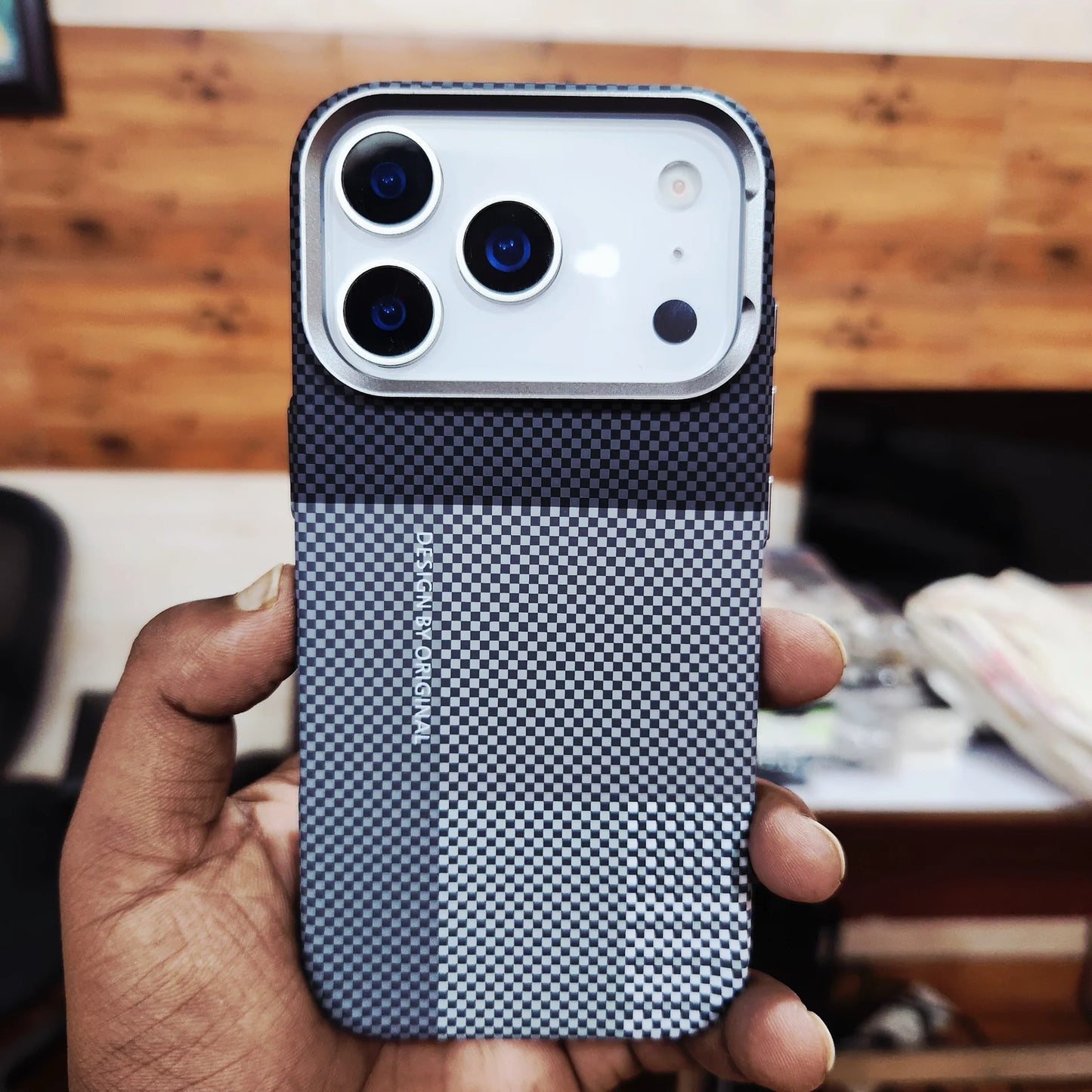iPhone 17 Pro Max 0.8mm Ultrathin Carbon Fiber Texture Case with Magsafe
