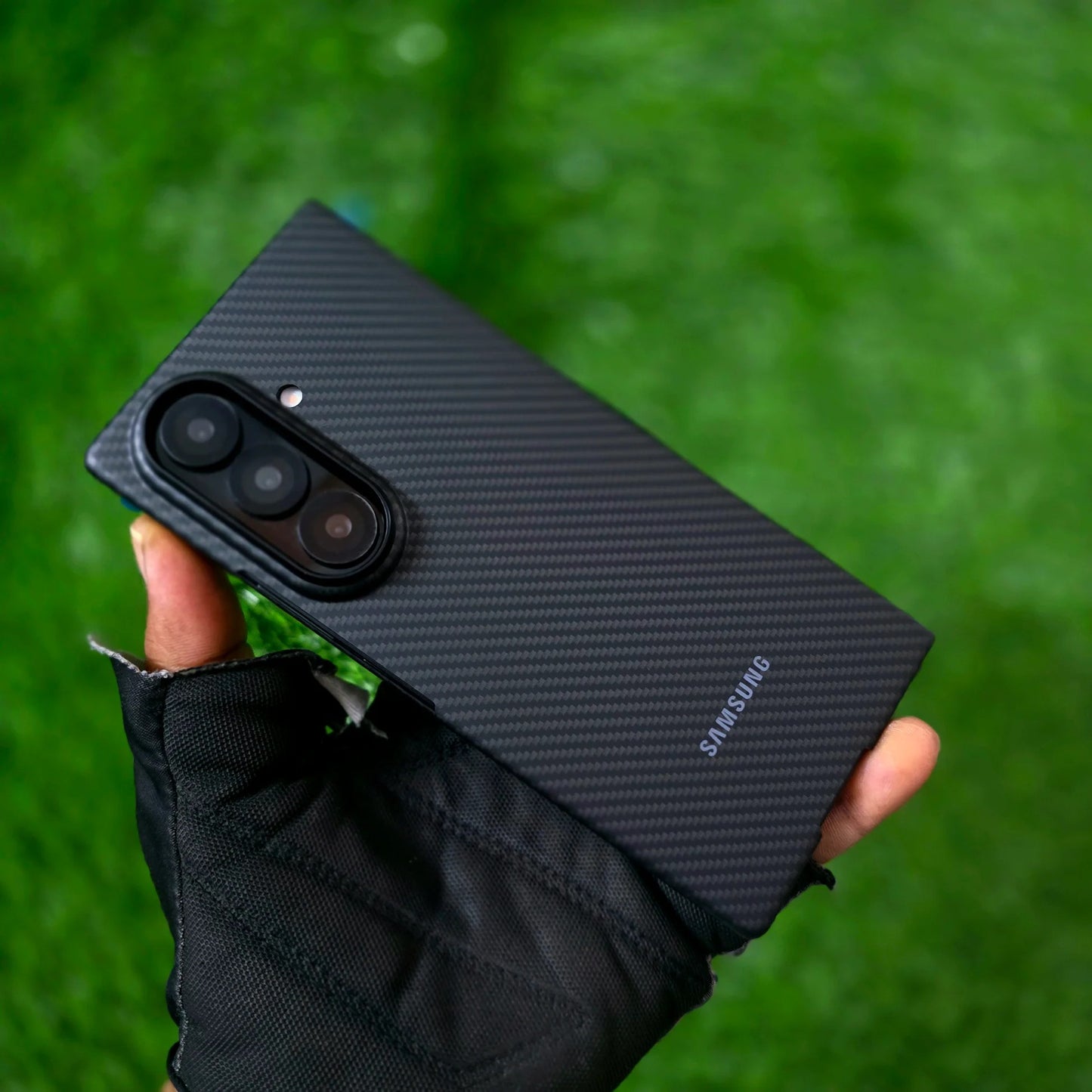 Samsung Z Fold8 Ultra Carbon Case, 0.8mm Ultra Thin Carbon Fiber Kevlar Case with Front Glass & Logo