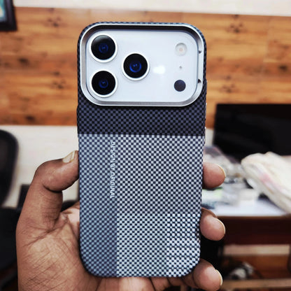 iPhone 18 Pro 0.8mm Ultrathin Carbon Fiber Texture Case with Magsafe
