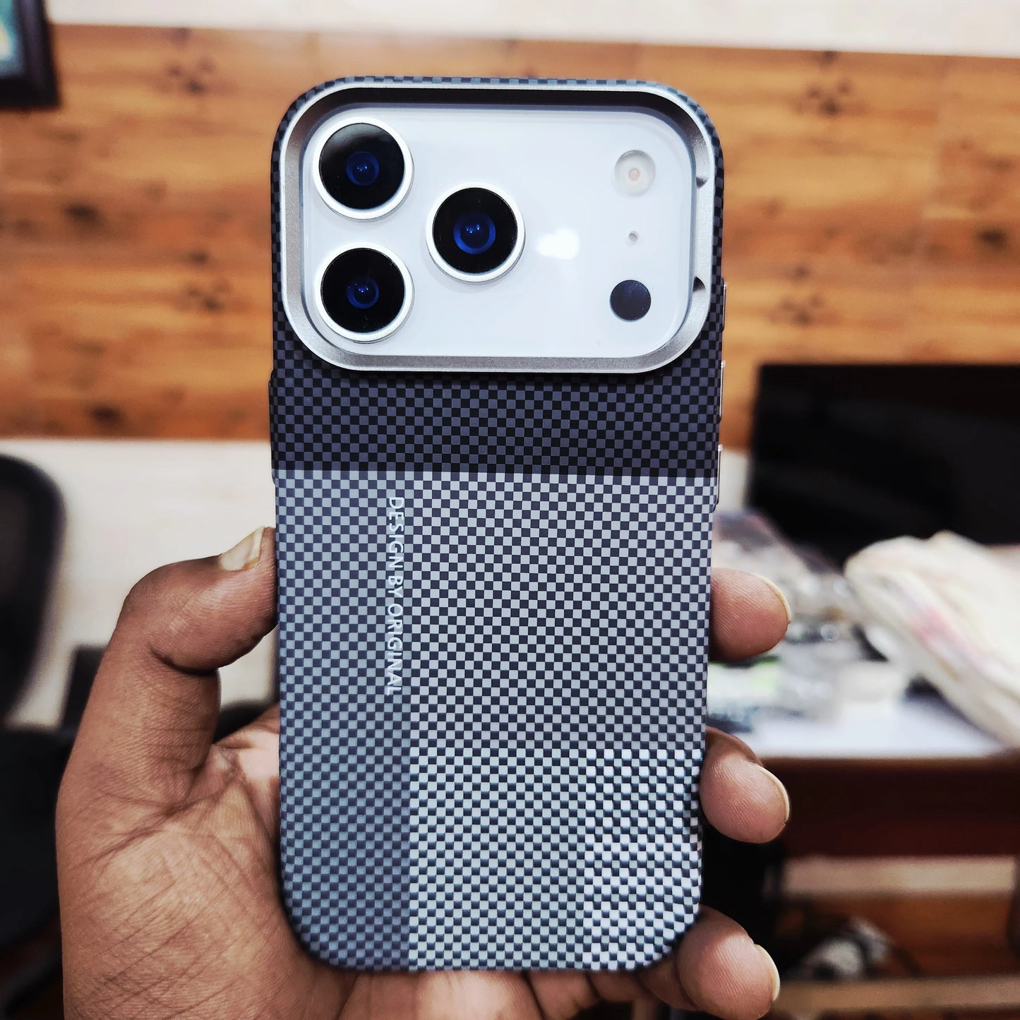 iPhone 17 Pro Max 0.8mm Ultrathin Carbon Fiber Texture Case with Magsafe