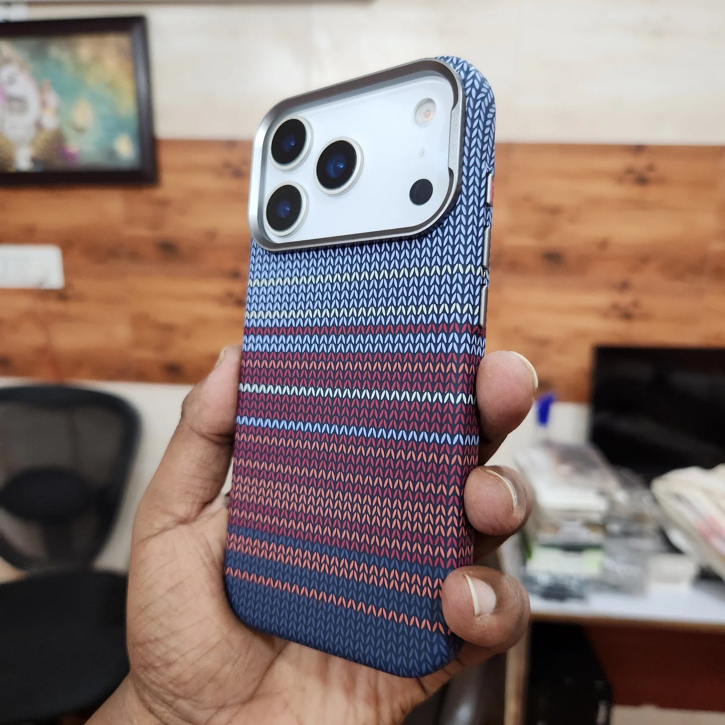 iPhone 17 Pro Max 0.8mm Ultrathin Carbon Fiber Texture Case with Magsafe